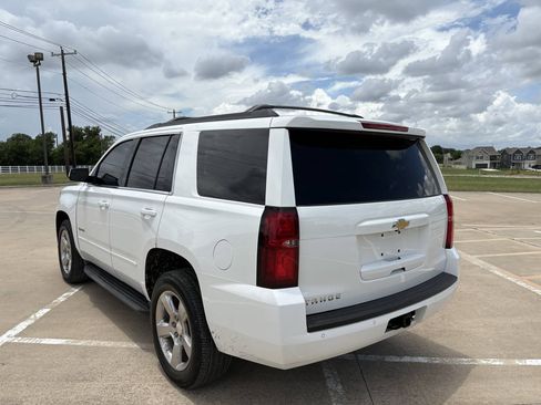 Used 2017 Chevrolet Tahoe LS w/ All-Season Package RWD image 3