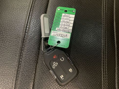 Used 2021 GMC Sierra 1500 Denali w/ Denali Ultimate Package image 30