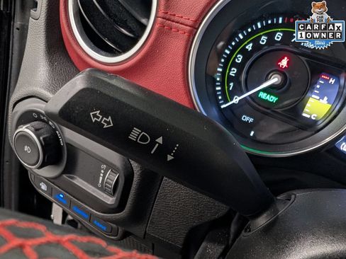 Used 2023 Jeep Wrangler Unlimited Rubicon 4xe AWD/4WD image 21
