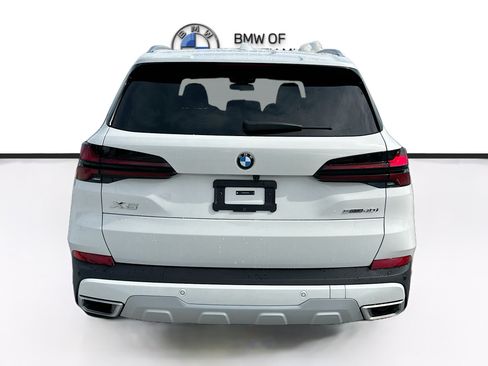 Used 2025 BMW X5 sDrive40i w/ Parking Assistance Package RWD image 6
