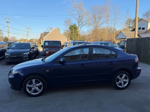 Used 2004 MAZDA MAZDA3 I w/ Pwr & 16" Alloy Wheel Pkg image 5