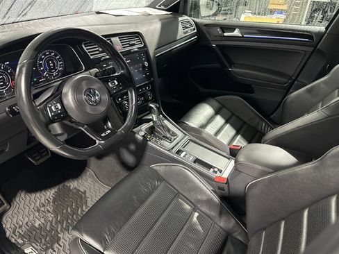 Used 2019 Volkswagen Golf R 4-Door image 15