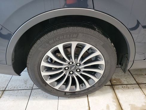 Used 2024 Lincoln Aviator Reserve w/ Elements Package Plus image 51