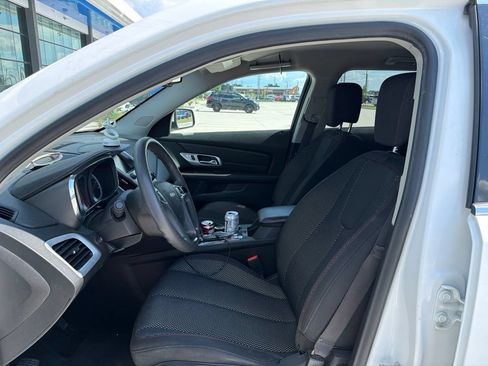 Used 2017 GMC Terrain SLE FWD image 8