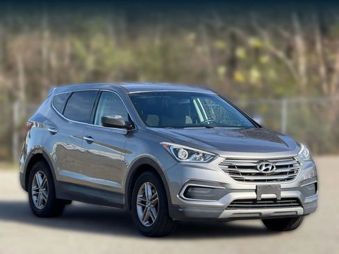 Used 2018 Hyundai Santa Fe Sport image 1