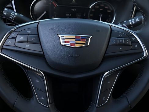 New 2026 Cadillac XT5 Luxury image 20