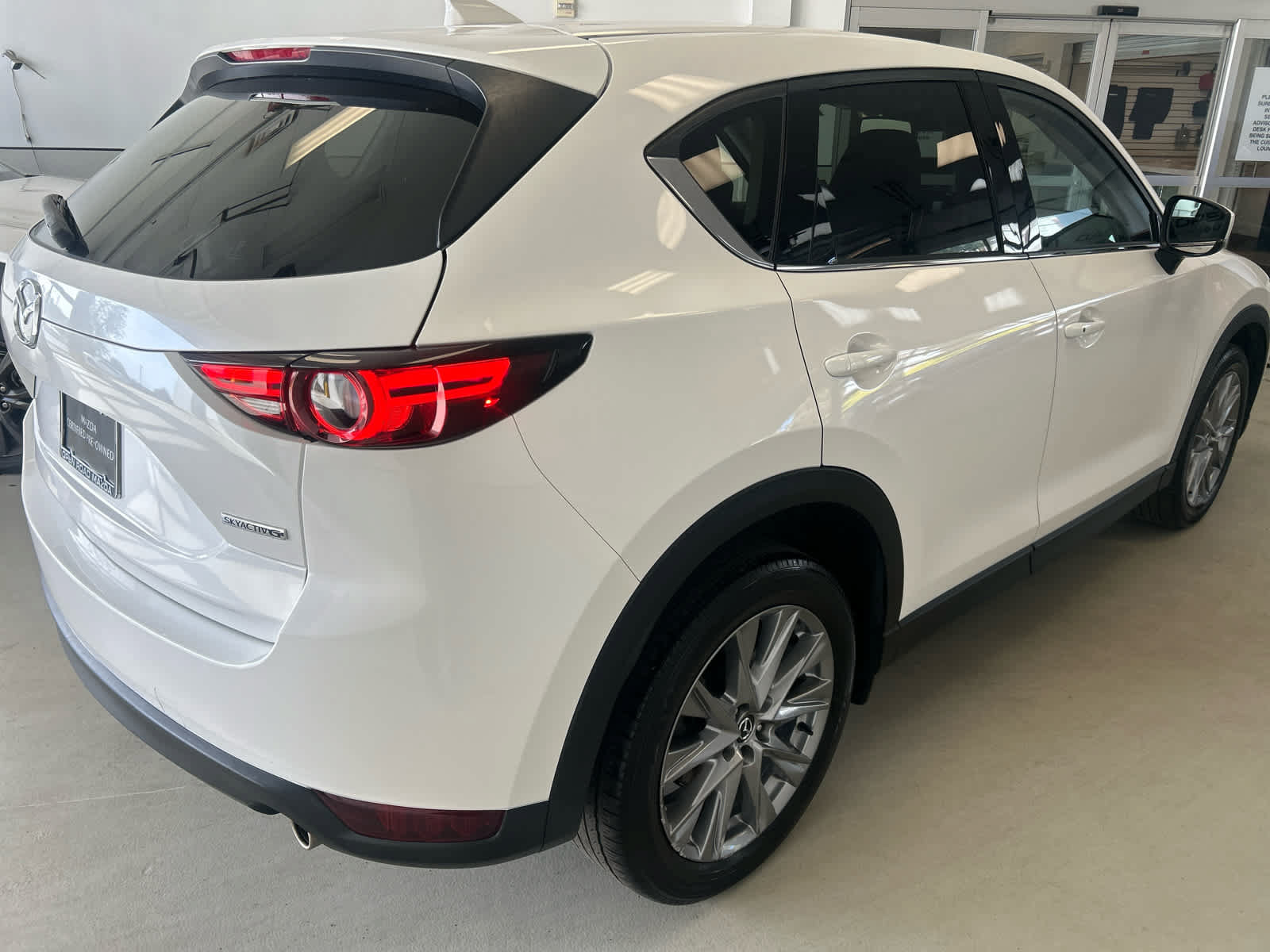 Used 2021 MAZDA CX-5 Grand Touring w/ GT Premium Package AWD/4WD image 5