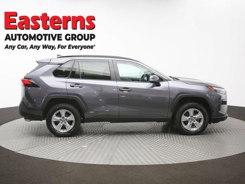 Used 2022 Toyota RAV4 XLE w/ Convenience Package AWD/4WD image 47