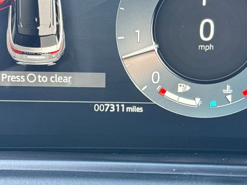 Used 2026 Land Rover Range Rover Velar S image 31