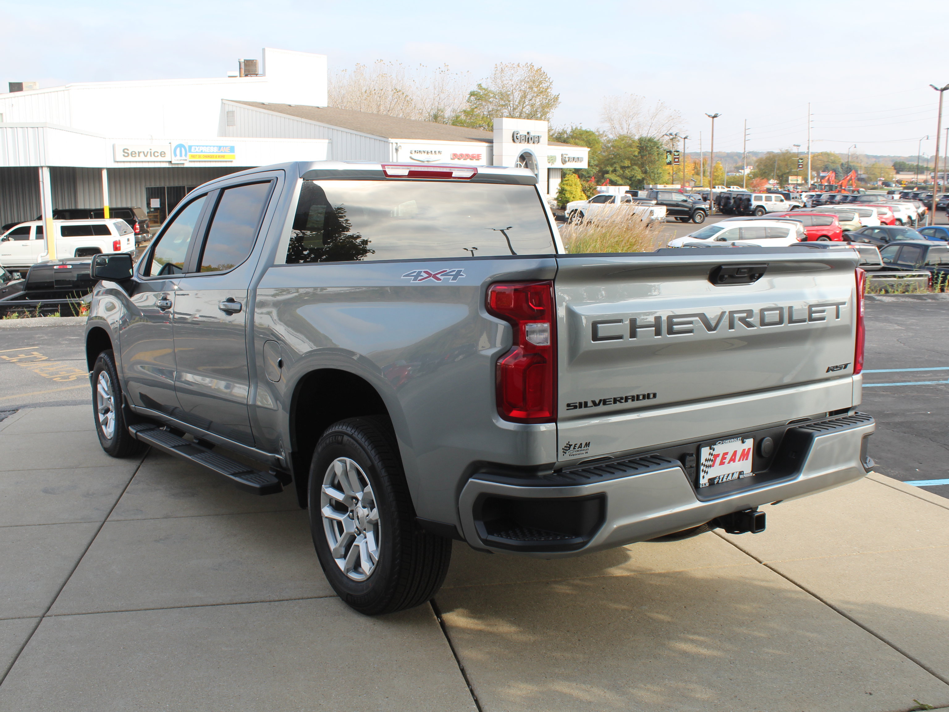 New 2026 Chevrolet Silverado 1500 RST w/ LPO, Dark Essentials Package AWD/4WD image 7