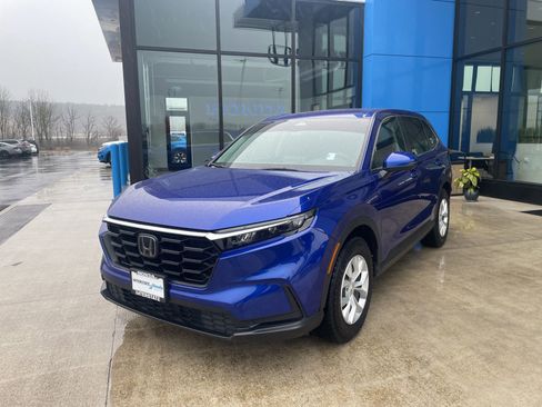 Used 2023 Honda CR-V LX image 1