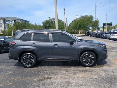 Certified 2025 Subaru Forester Limited AWD/4WD image 3