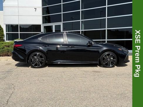 Used 2025 Toyota Camry XSE FWD image 2
