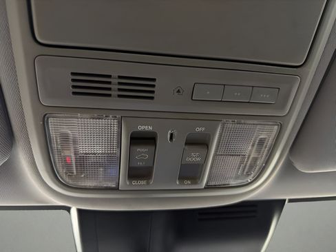 Used 2022 Honda CR-V EX-L image 24