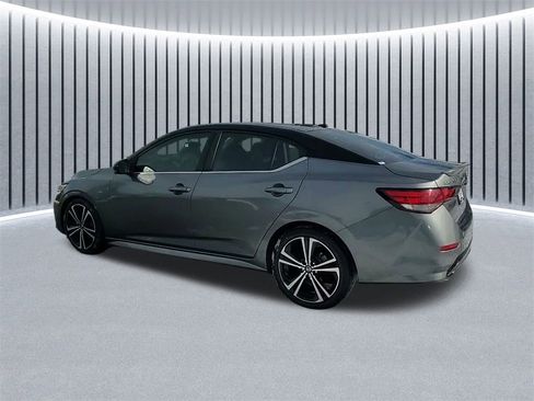 Used 2020 Nissan Sentra SR image 11