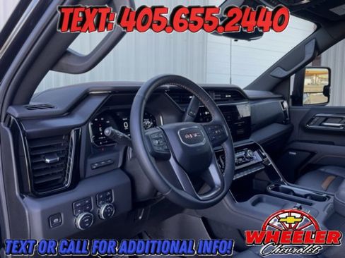 Used 2025 GMC Sierra 2500 AT4 w/ AT4 Premium Plus Package image 24