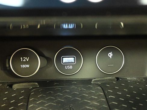 Used 2025 Genesis G70 2.5T w/ Sport Prestige Package RWD image 16