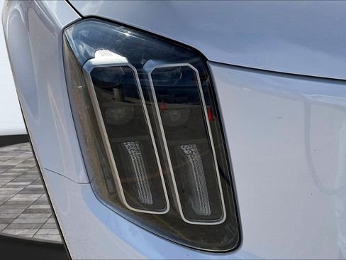 Used 2025 Kia Telluride S FWD image 34