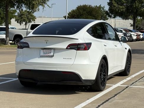 Used 2022 Tesla Model Y Performance AWD/4WD image 4