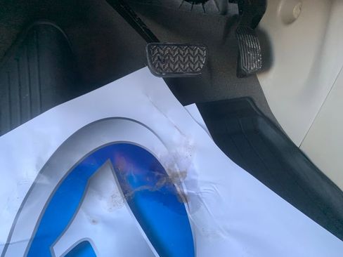 Used 2020 Toyota Sienna LE image 15