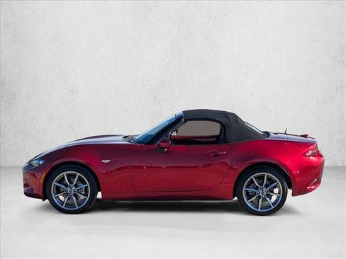 Used 2022 MAZDA MX-5 Miata Grand Touring w/ Weather Package image 9