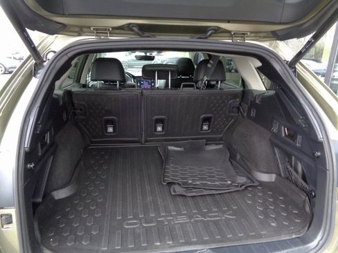 Used 2020 Subaru Outback Onyx Edition XT image 18