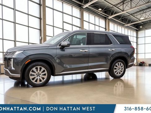 Used 2024 Hyundai Palisade SEL AWD/4WD image 2