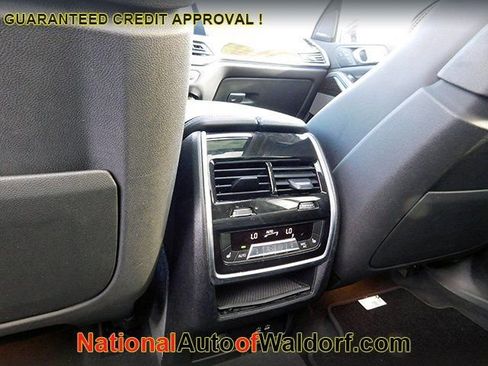 Used 2019 BMW X7 xDrive50i w/ Luxury Seating Package image 18
