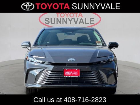 Used 2026 Toyota Camry XLE w/ Premium Plus Package FWD image 11