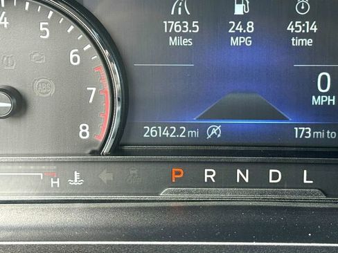 Used 2024 Ford Explorer XLT w/ Equipment Group 202A image 16