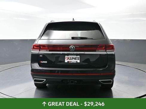Used 2024 Volkswagen Atlas SE image 13