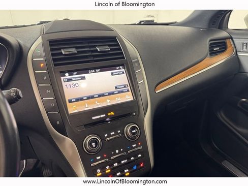 Used 2017 Lincoln MKC Reserve image 30