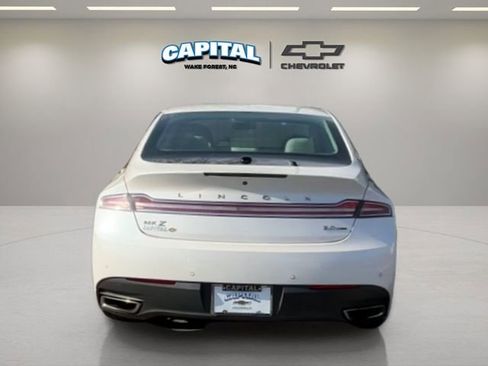 Used 2016 Lincoln MKZ w/ Equipment Group 200A Select image 4