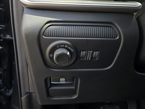 New 2026 Jeep Grand Wagoneer Limited AWD/4WD image 12