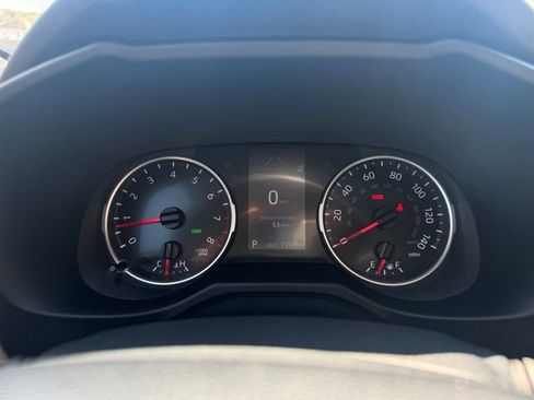 Used 2020 Toyota RAV4 XLE Premium image 27