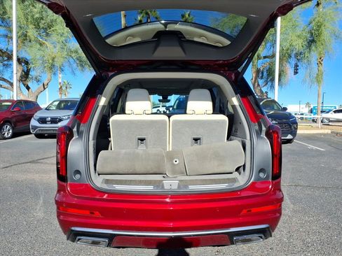 Used 2020 Cadillac XT6 Premium Luxury image 10