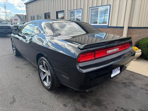 Used 2014 Dodge Challenger R/T image 6