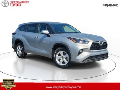 Used 2024 Toyota Highlander LE
