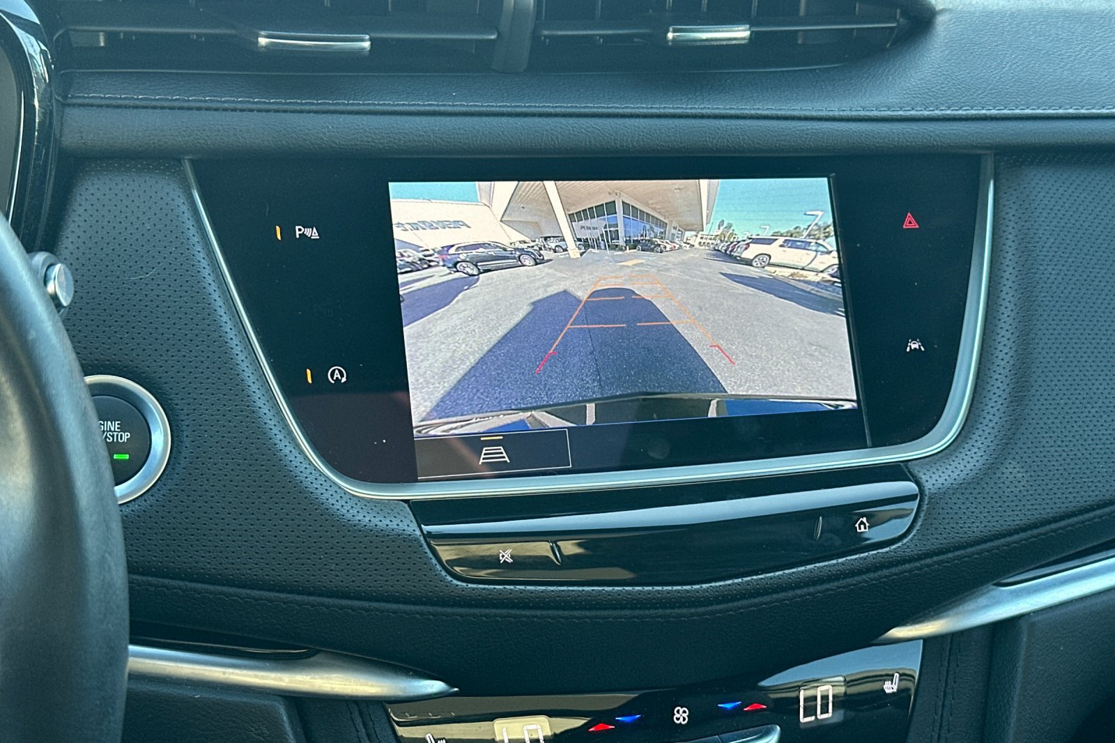 Used 2024 Cadillac XT6 Luxury FWD image 26