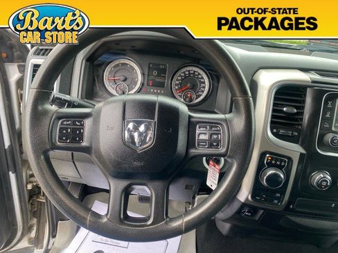 Used 2018 RAM 1500 Classic SLT AWD/4WD image 28