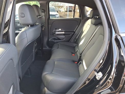 New 2025 Mercedes-Benz GLA 250 4MATIC image 7