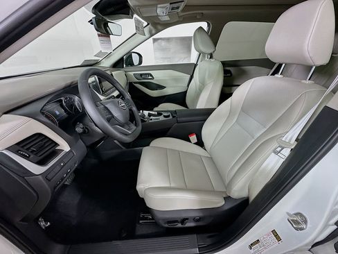 New 2026 Nissan Rogue SV AWD/4WD image 27