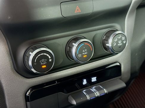 Used 2024 RAM 1500 Big Horn image 19