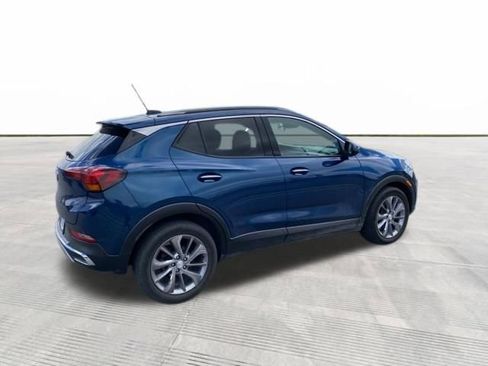 Used 2020 Buick Encore GX Essence w/ Experience Buick Package image 5