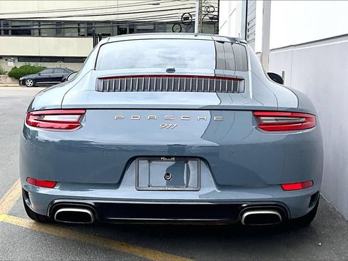 Used 2018 Porsche 911 Carrera RWD image 9