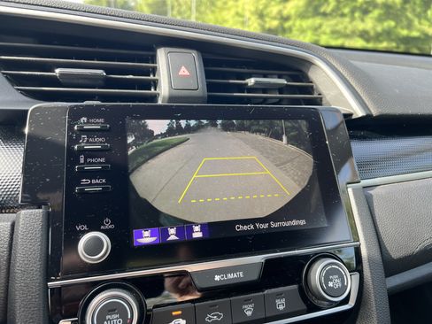 Used 2020 Honda Civic Sport image 22