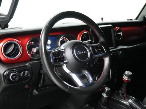 Used 2018 Jeep Wrangler Unlimited Rubicon image 8