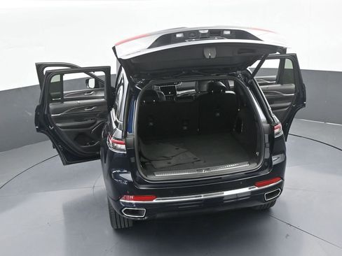 Used 2024 Jeep Grand Cherokee Overland w/ Luxury Tech Group IV image 75