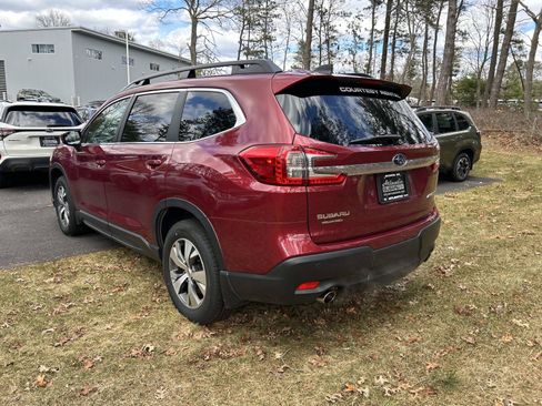 Used 2025 Subaru Ascent Premium AWD/4WD image 3