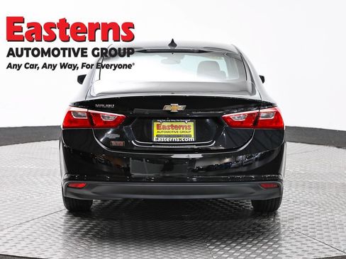 Used 2023 Chevrolet Malibu LS FWD image 11